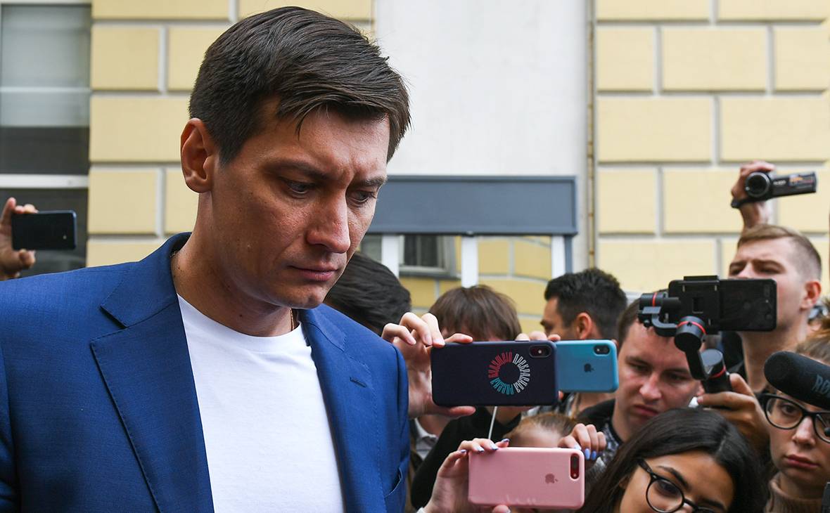 Ночь длинных ножей: эксперты о массовых обысках и арестах оппозиции