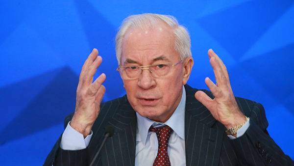 Николай Азаров: Кличко профессионально непригодный