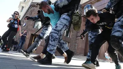 Остановить политический кризис в России посредством репрессий не удастся