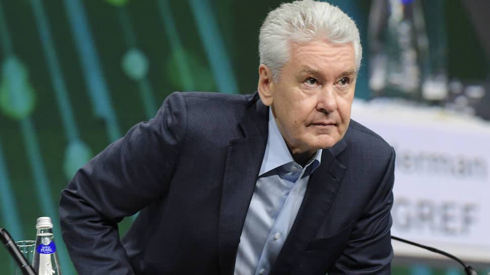 Собянин выиграл улицу у оппозиции