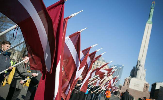 Латвия дала украинским школьникам уроки ненависти к России