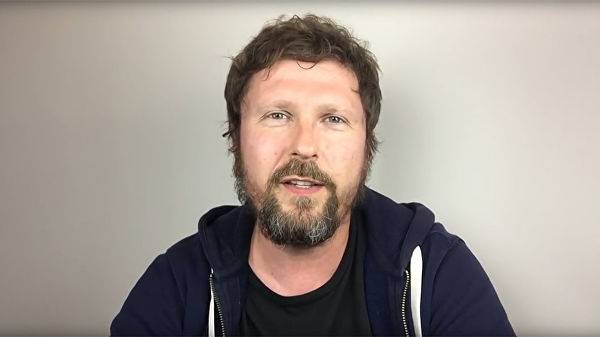 Шарий раскрыл подробности скандала с украинцами и флагом России в Испании
