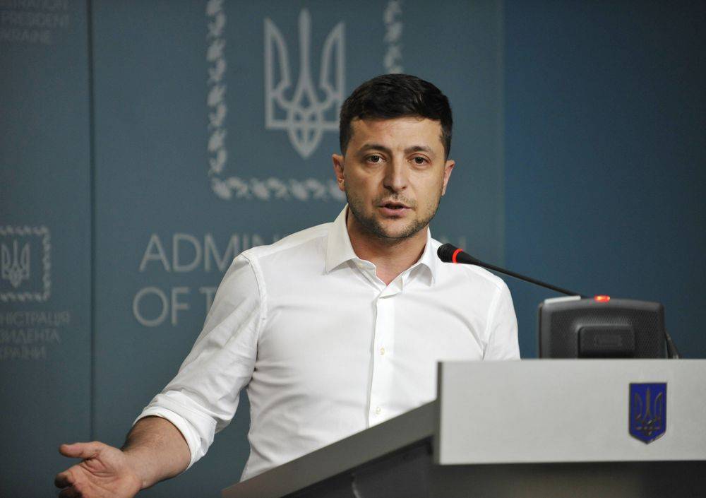 «Наших людей убивают»: Зеленский позвонил Путину из-за Донбасса