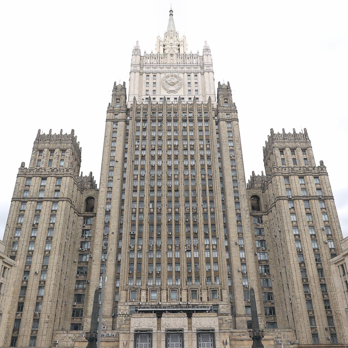 "Тупиковый путь". МИД РФ осудило Тбилиси за антироссийскую истерию