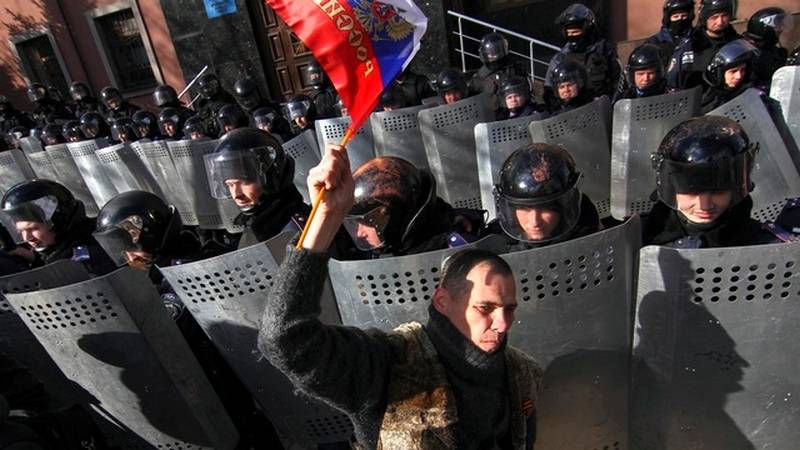 «Сама разрушится»: американский эксперт о будущем России