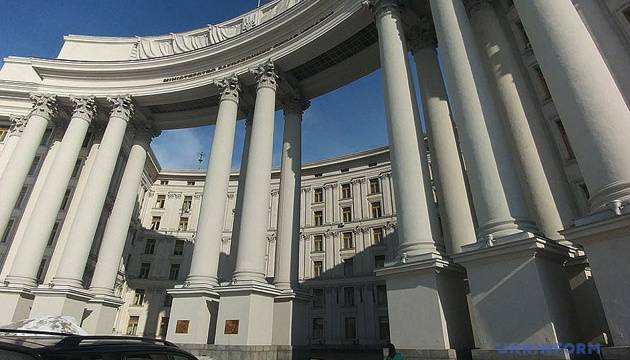 Реакцией на визит Путина в Крым Украина шлет Западу «сигналы о помощи»
