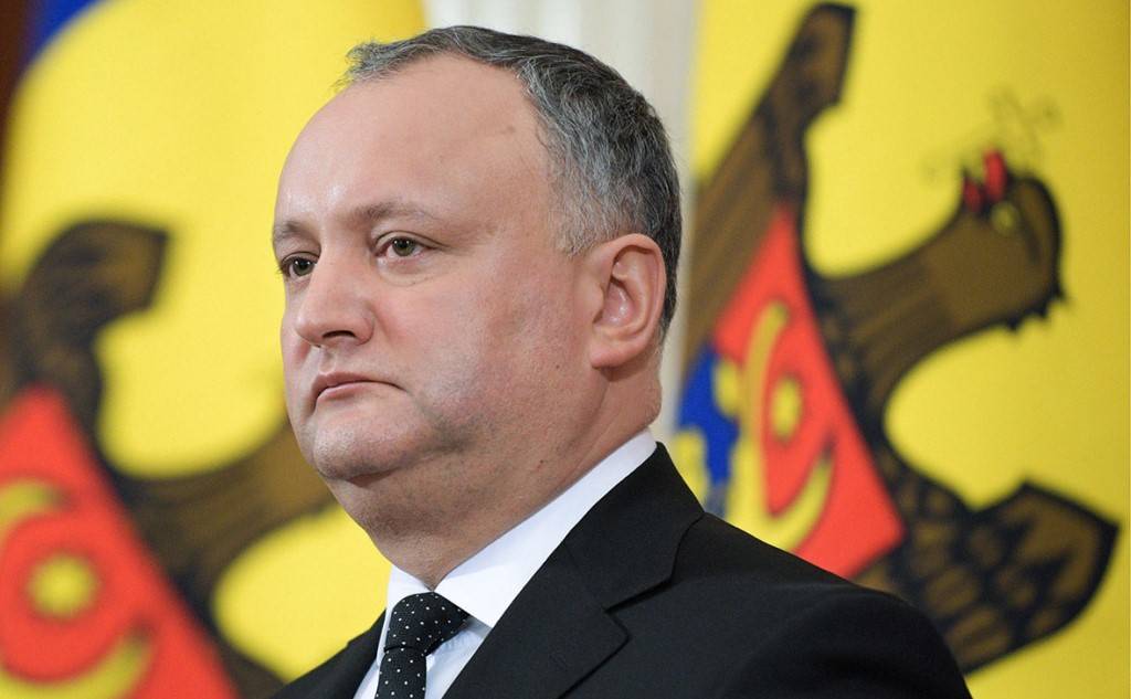 Какую "мину" подкладывает Додон под российских миротворцев