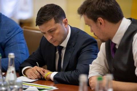 Указ Киева о гражданстве не оправдает надежд: Украину заполонят неонацисты