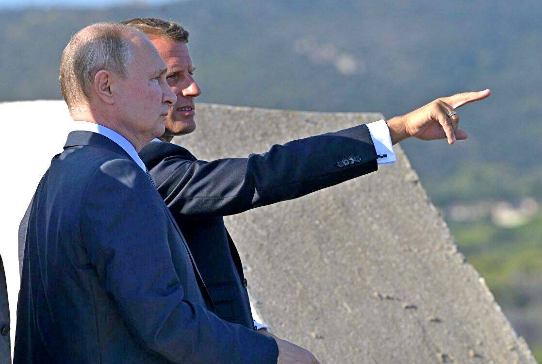 Макрон «благословил Россию на действия»: что теперь ждет Украину