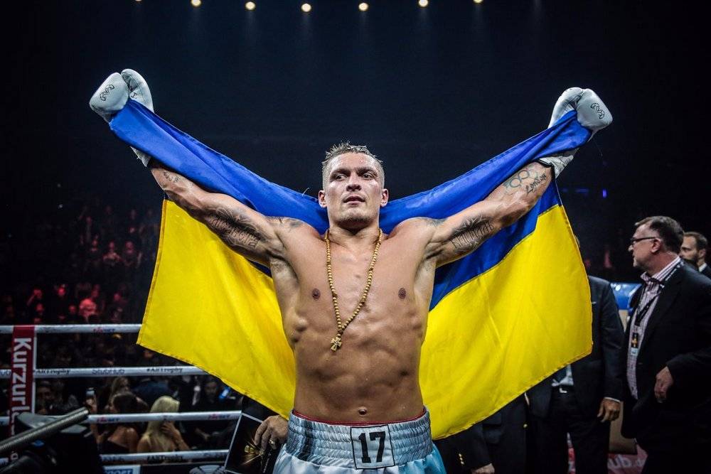 Украинец Усик объяснил, почему не хочет драться с «русскими ребятами»