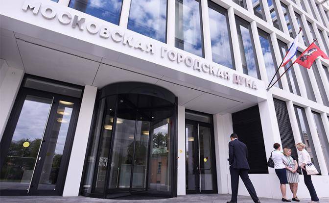 Власть опять рассчитывает получить «карманных» депутатов