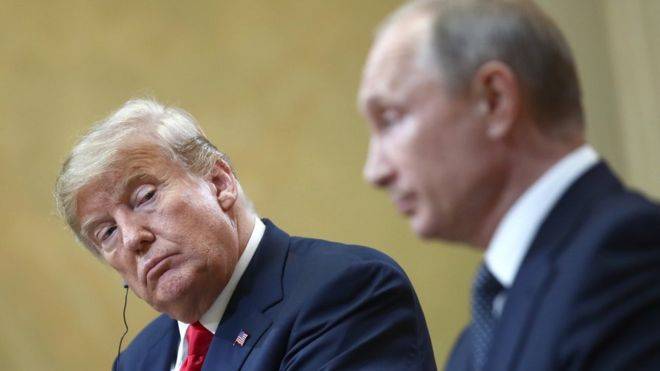 Newsweek: попытки Трампа добиться расположения Путина "насмешили" россиян