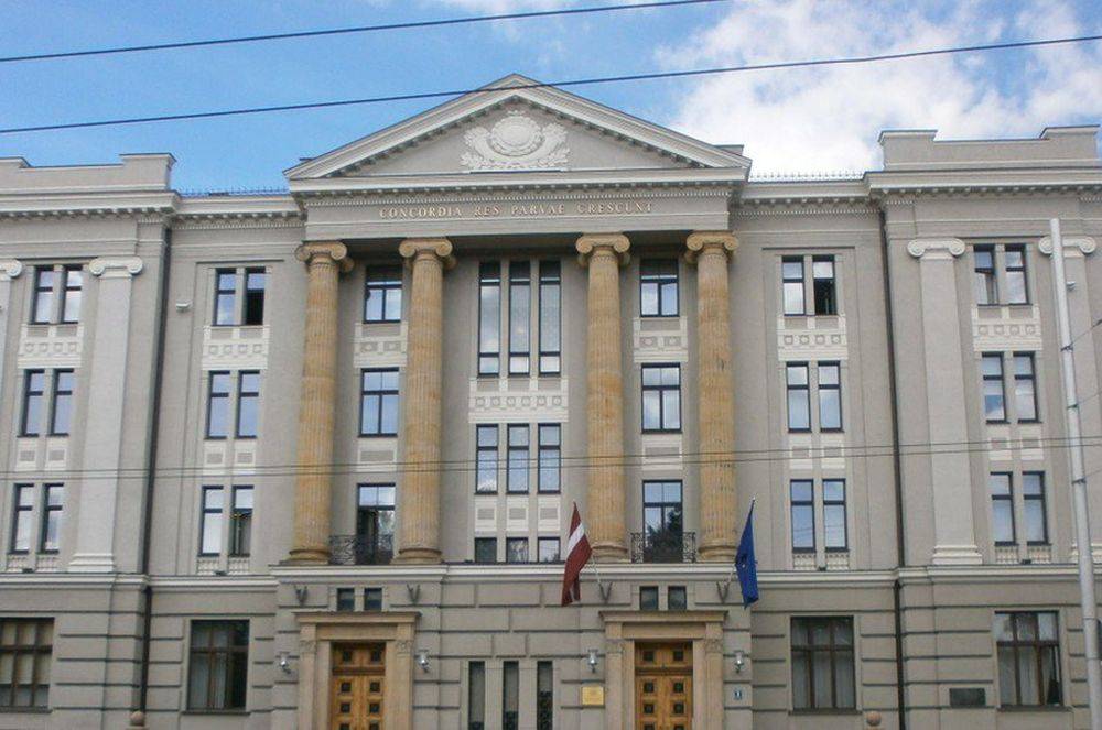 «Никогда не были частью СССР»: Латвия отказалась от советского прошлого