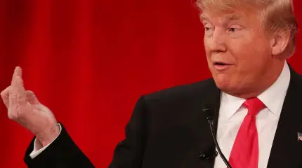 Денег не даёт, а требует всё больше: как Трамп разговаривает с Украиной