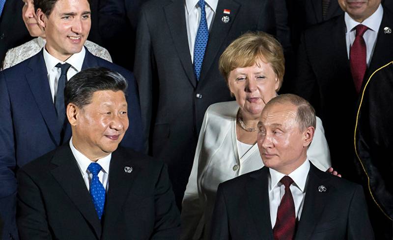Французские СМИ: Путину пора выбрать между Китаем и Европой