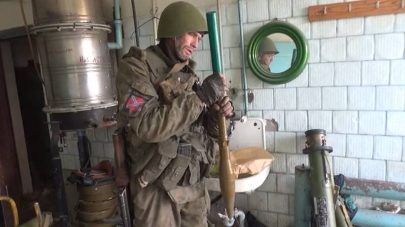 Новороссия в огне, но дипломатам видится перемирие