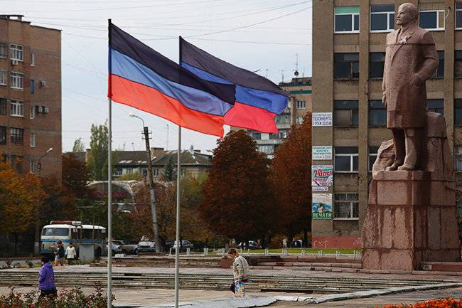 Иллюзия «особого статуса»: Киев может осознанно отказаться от Донбасса