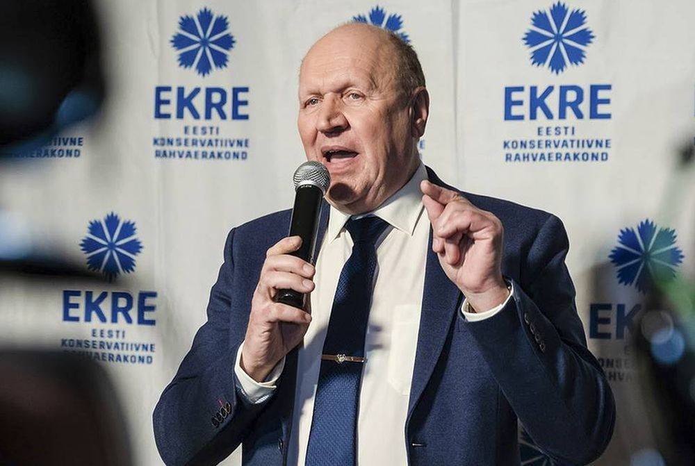 «Не наши люди, отбирают работу»: глава МВД Эстонии рассказал об украинцах