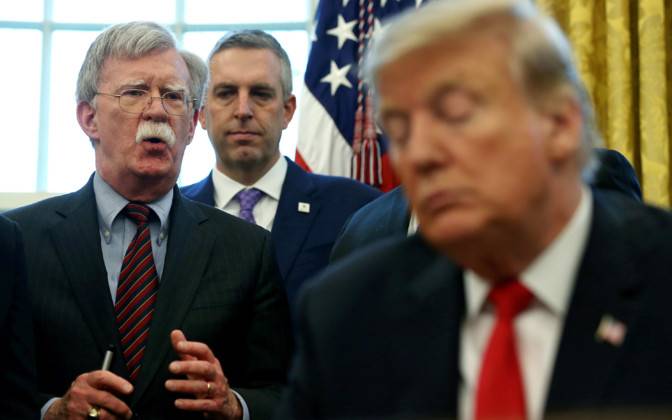 Болтон - слабый аналитик, он звал Трампа на войну с Ираном