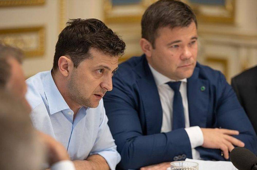 «Звонили 5 раз, но безуспешно»: Киев жалуется, что Москва его игнорирует