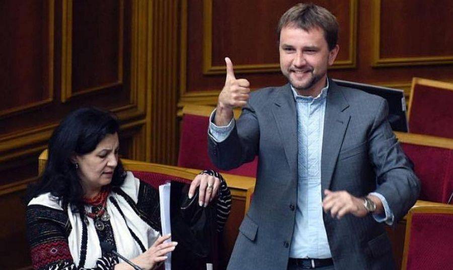 Почему Зе-команда делает ставку на пещерный национализм