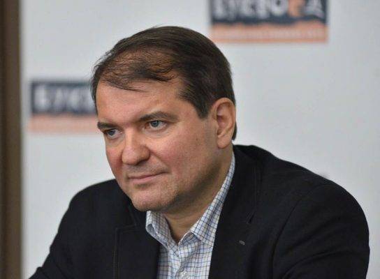 Корнилов, получивший паспорт РФ: Распад моей Родины в 1991-м был трагедией