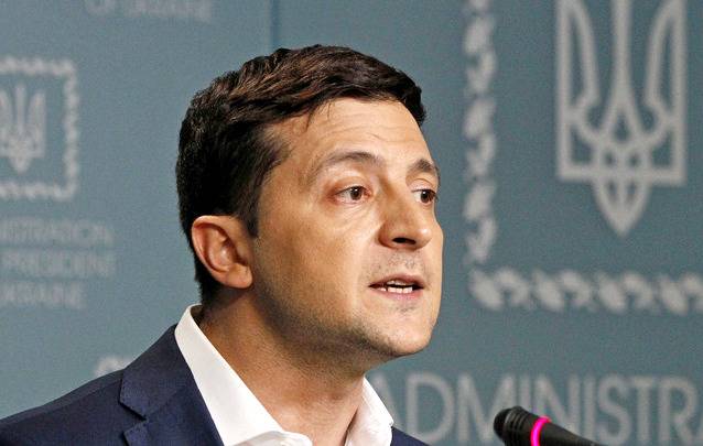 Украинские чиновники издеваются над Зеленским