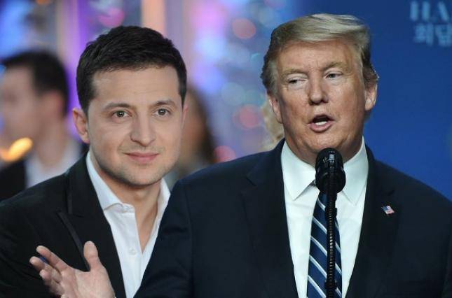 «Хитрый план» Зеленского: работая на демократов, просить помощи у Трампа