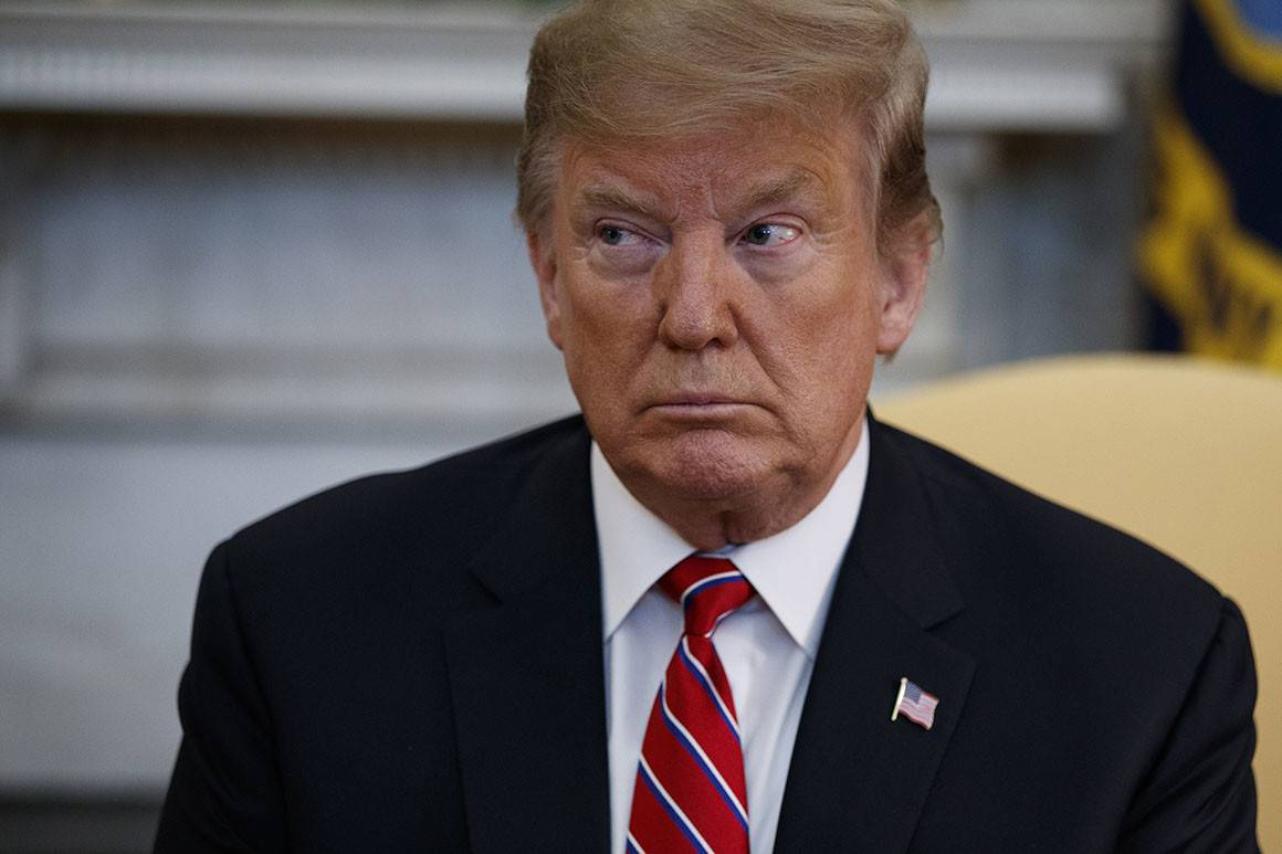 Трамп остается: импичмент невозможен с математической точки зрения