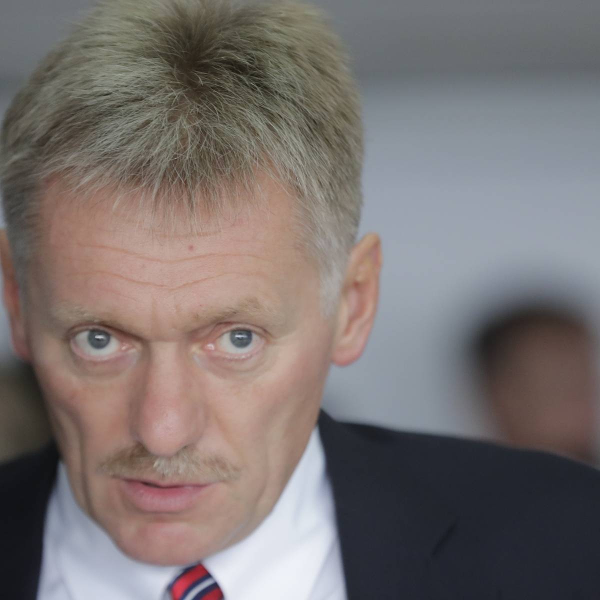 «В Америке застрелили бы»: Песков рассказал студентам о митингах