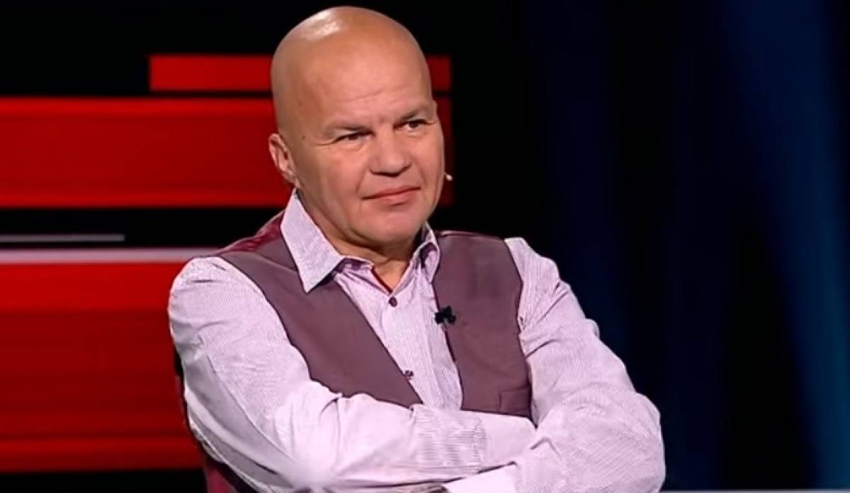 Красную карточку и на выход: Ковтуна выгнали из студии по его же просьбе