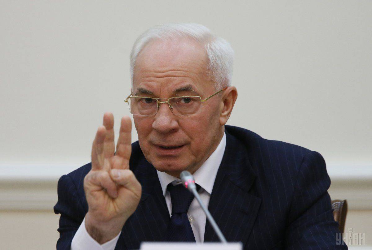 Азаров: Порошенко готовит Майдан против Зеленского