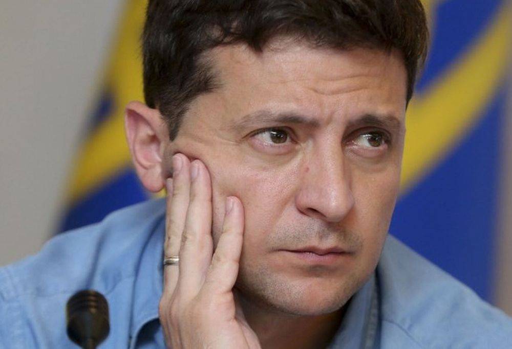 Зеленский рассказал, о чем говорил с Лавровым