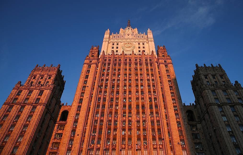 "Маски сброшены": в МИД РФ отреагировали на новые антироссийские санкции