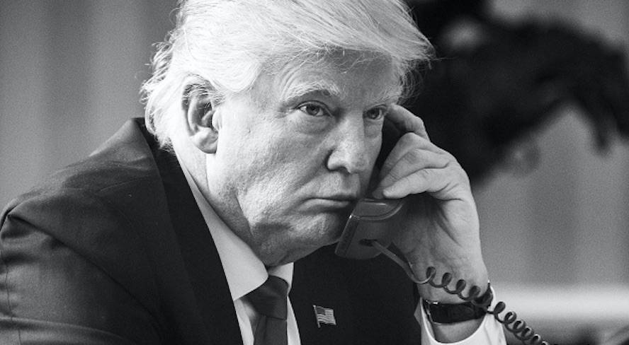Попытка объявить импичмент Трампу обернётся "потерей лица" для демократов
