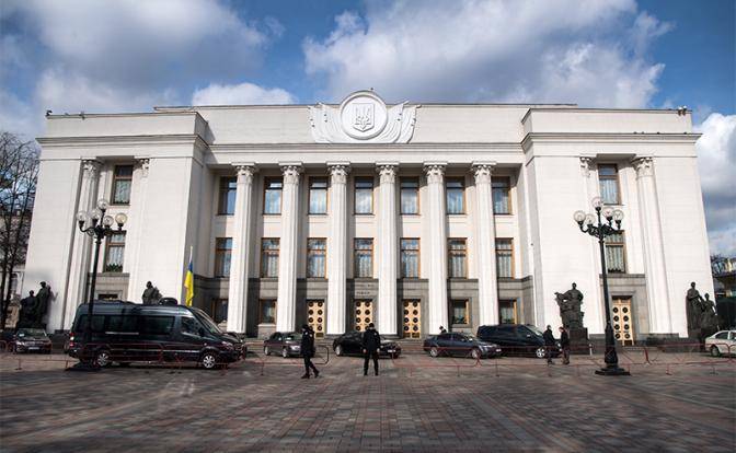 Украина не знает, как отделаться от России, чтобы Европа приняла за свою