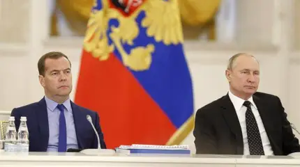 Транзит-2024: Кремль готовит новую рокировку Медведев-Путин