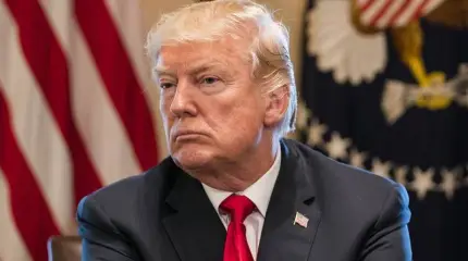 Трамп пугает Эрдогана, пока турецкая армия обстреливает курдов