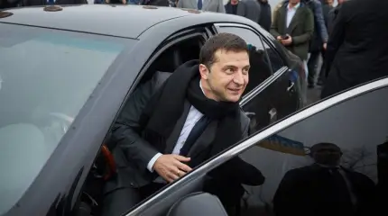 Зеленский озвучил три этапа «умиротворения» Донбасса
