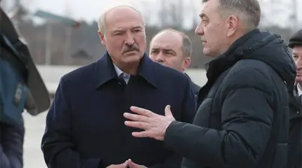 Лукашенко – сильный лидер, построивший слабое государство