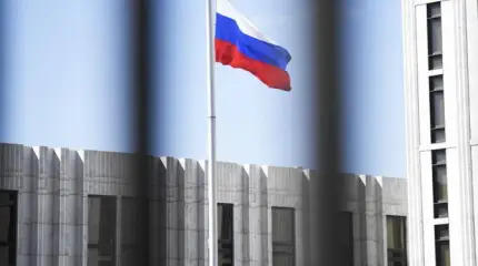 Россия в образе врага удобна и демократам, и республиканцам