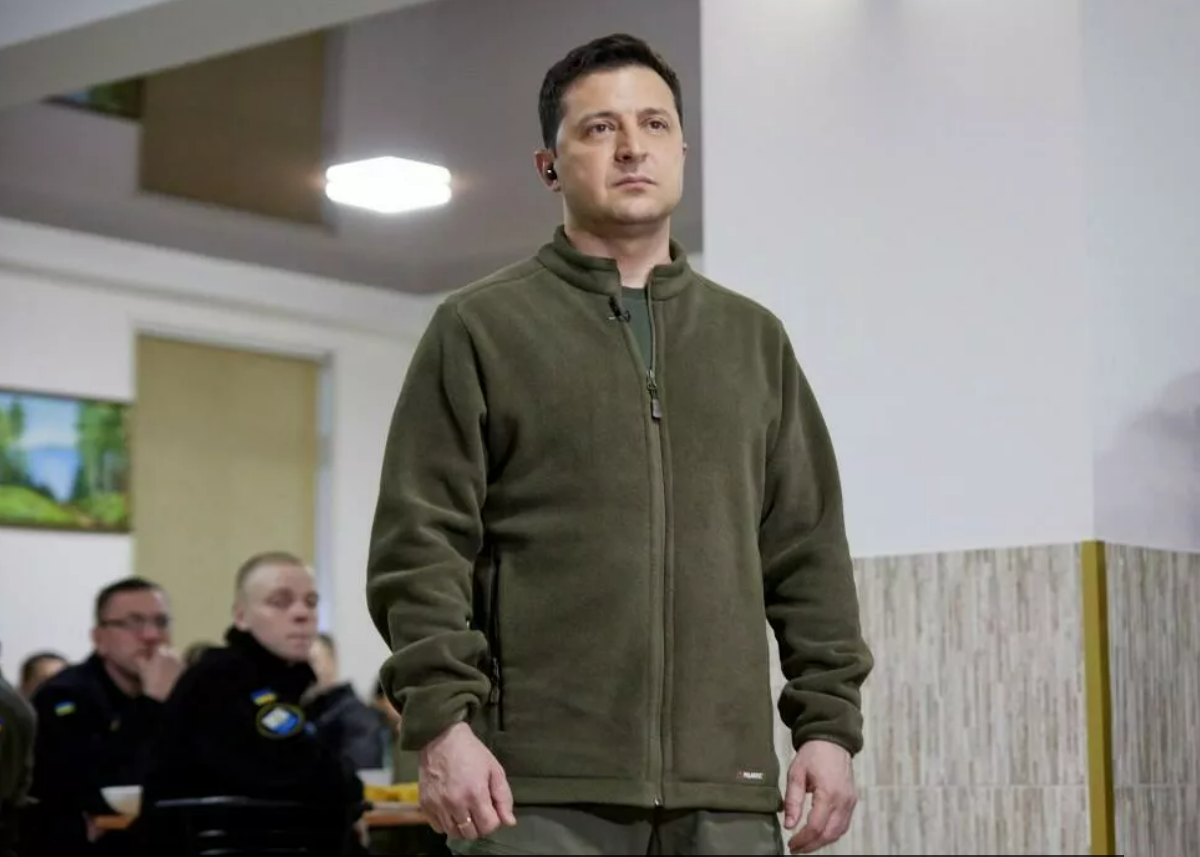 Зеленский осознал, что Украину не примут в НАТО