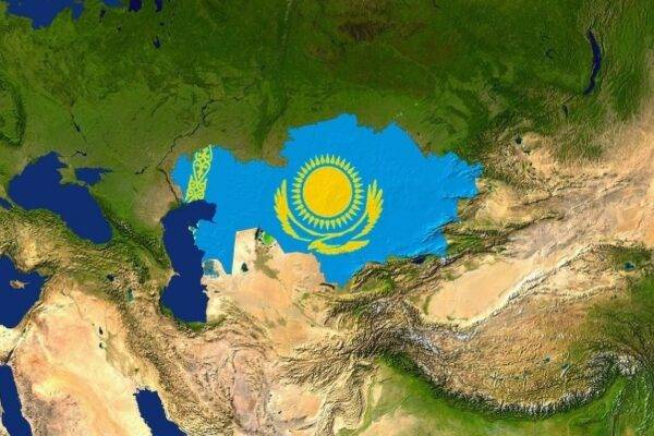 Казахстан идет по грани
