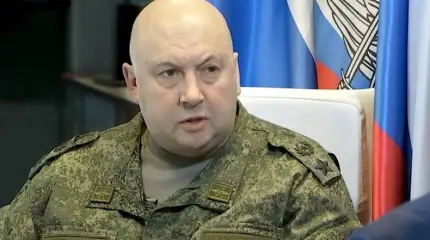 Кто мешает воевать Суровикину