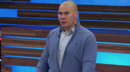 Мы бомбить Лондон не будем. Медведев придумал хитрее