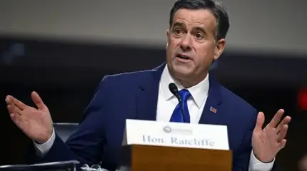 Пока Трамп ведёт мирные переговоры, Рэтклифф разжигает конфликт на Украине