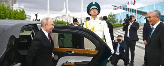 Итоги визита Путина в Казахстан принесли друзьям добрые вести