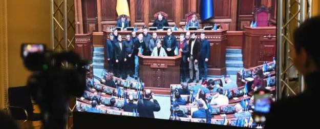 «Махнем не глядя»: Рада готова поменять Донбасс на членство в ЕС