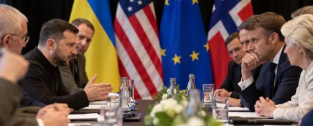 Украина преподнесла сюрприз на переговорах: Запад меняет курс по России