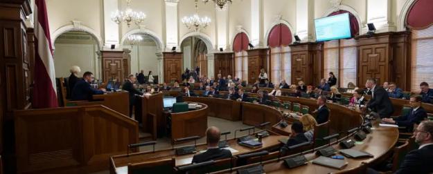 Осеннее обострение в Латвии: националисты решили исполнить танец на граблях Осеннее обострение в Латвии: националисты решили исполнить танец на граблях